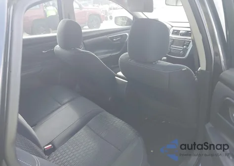 2016 Nissan Altima 2.5/2.5 S/2.5 Sl/2.5 Sr/2.5 Sv z USA, uszkodzony, nr VIN 1N4AL3AP8GC230778